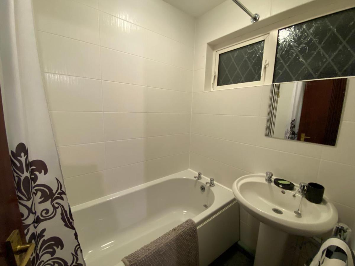 Serene 4Br In Harborne Close To Qe Hospital, Harborne Centre Birmingham Eksteriør billede